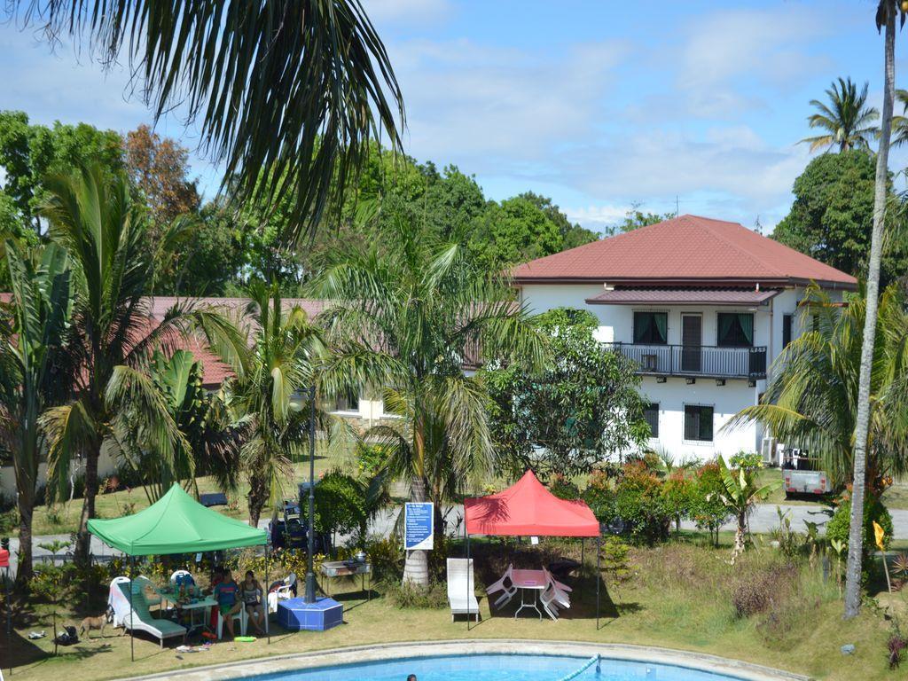 Phil Oasis Hotel & Resort Silang Exterior foto